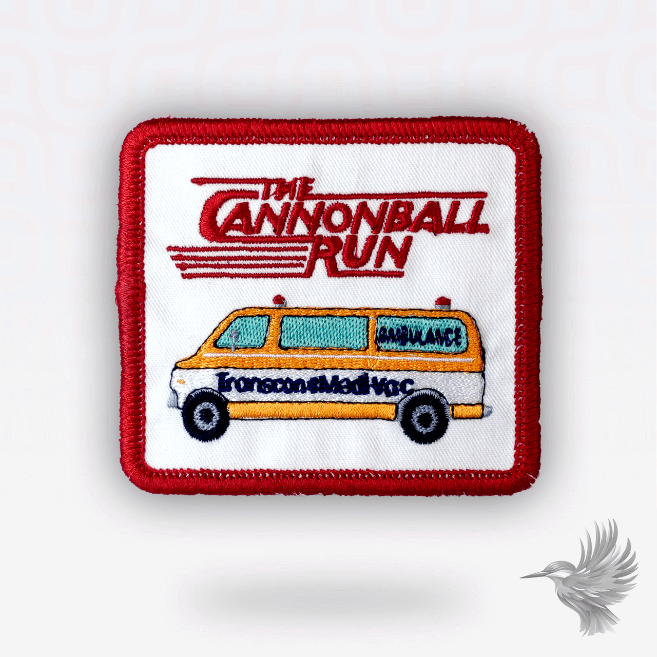 Cannonball Run strygemærke – broderet patch med logo og ambulance fra kultklassikeren, en hysterisk sjov 80’er-film.