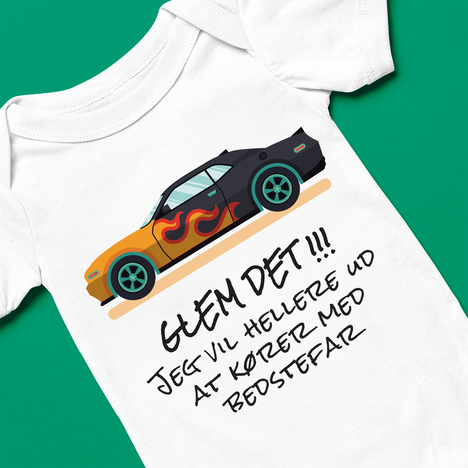 Sjov Baby body med raser bil og teksten glem det jeg vil helleud at køre med bedstefar, bestem selv navnet