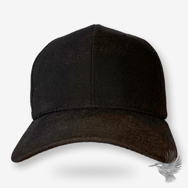 CAP kasket med din egen tekst på – klassisk sort model, komfortabel og stilfuld til personlig tilpasning.