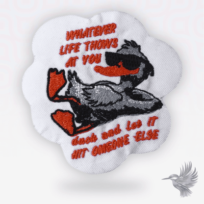 Sjovt strygemærke – cool and med solbriller og humoristisk tekst, broderet patch til streetwear, jakker og caps.